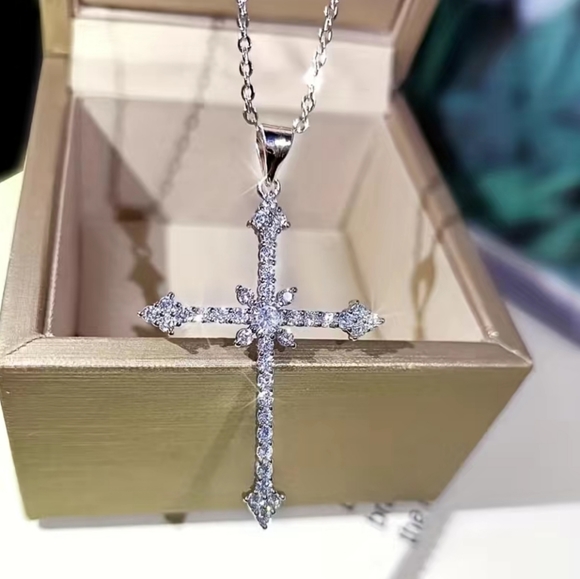 NEW Sparkling Rhinestone Cross Silver Necklace - Picture 5 of 8